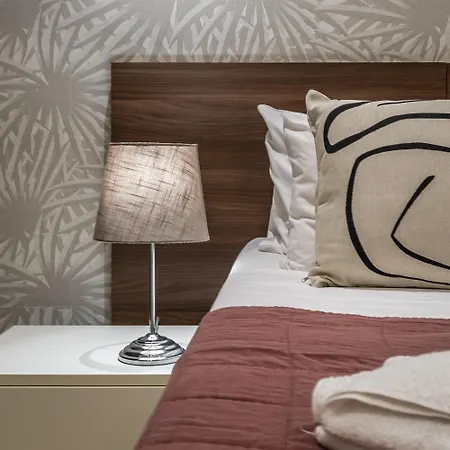 Apartment Fl 2 Thelodge-charming Retreat By Homely *