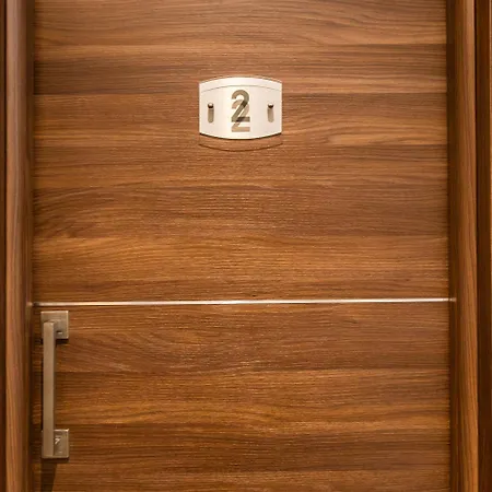 Apartment Fl 2 Thelodge-charming Retreat By Homely